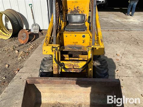 rounder l600 skid steer lift capacity|rounder l600 manual.